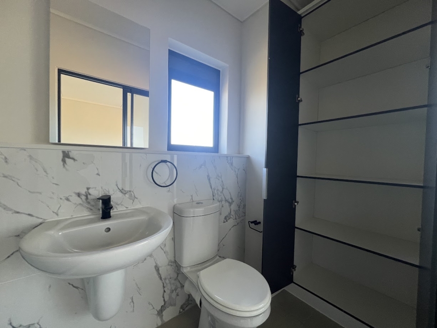 To Let 2 Bedroom Property for Rent in Firgrove Western Cape